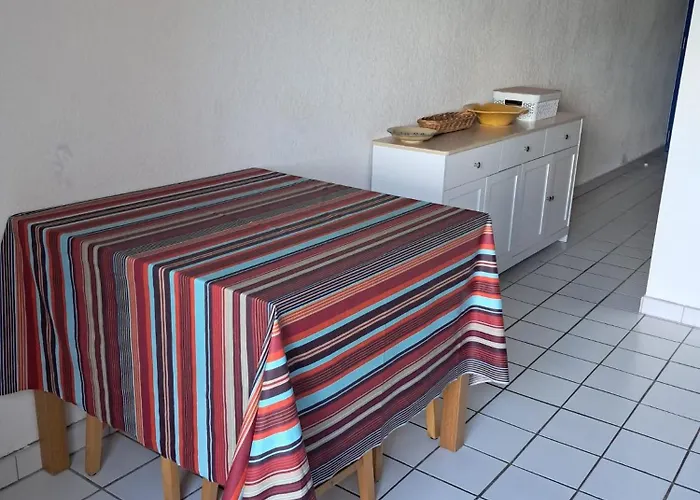 Detente Animations Apartman *